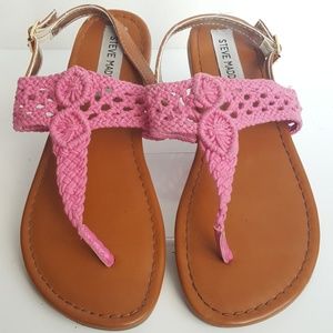 Steve Madden Girls Pink Crochet Sandals Size 4